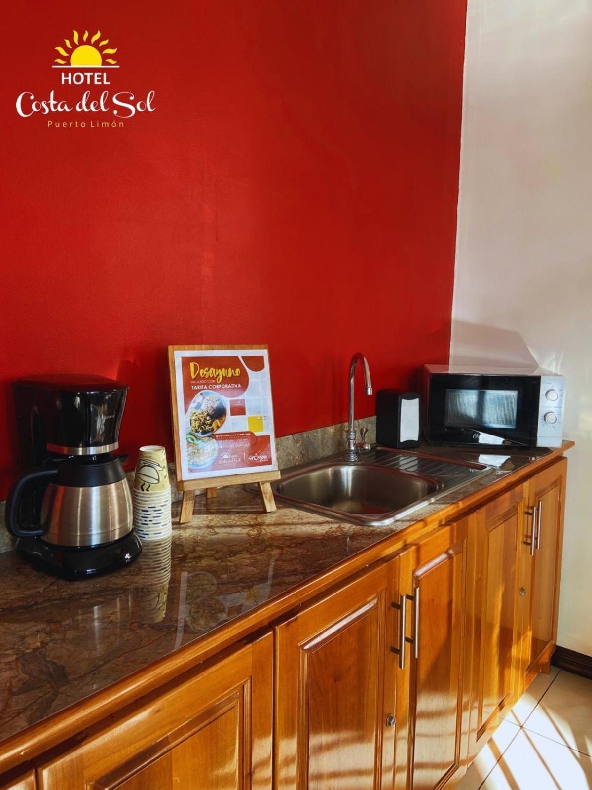 Hotel Costa Del Sol Puerto Limon Eksteriør bilde